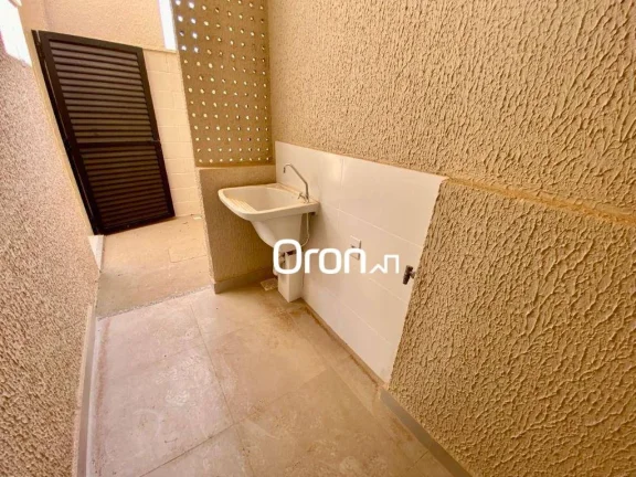 Imagem Sobrado com 3 dormitórios à venda, 166 m² por R$ 1.260.000,00 - Jardins Lyon - Goiânia/GO