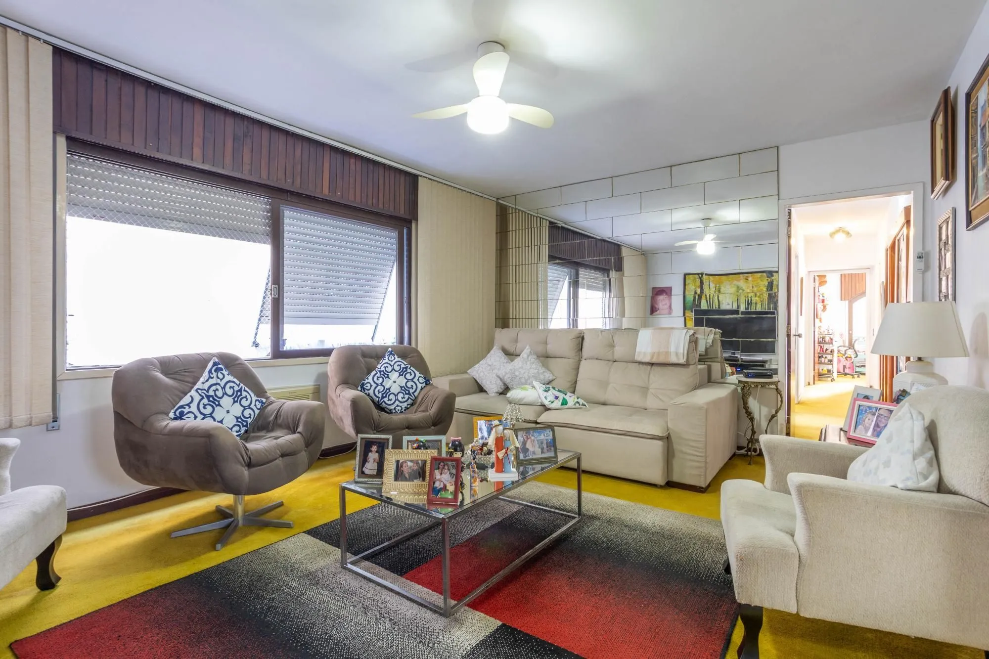 Imagem Apartamento de três quartos, suíte, dependência de empregada e 1 vaga de garagem
