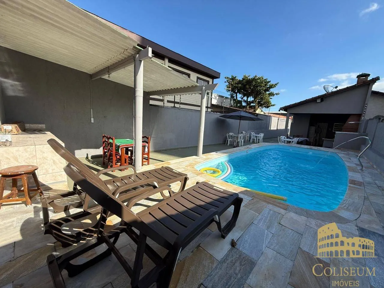Imagem Casa com 2 dormitórios à venda, 84 m² por R$ 735.000,00 - Vilamar - Praia Grande/SP