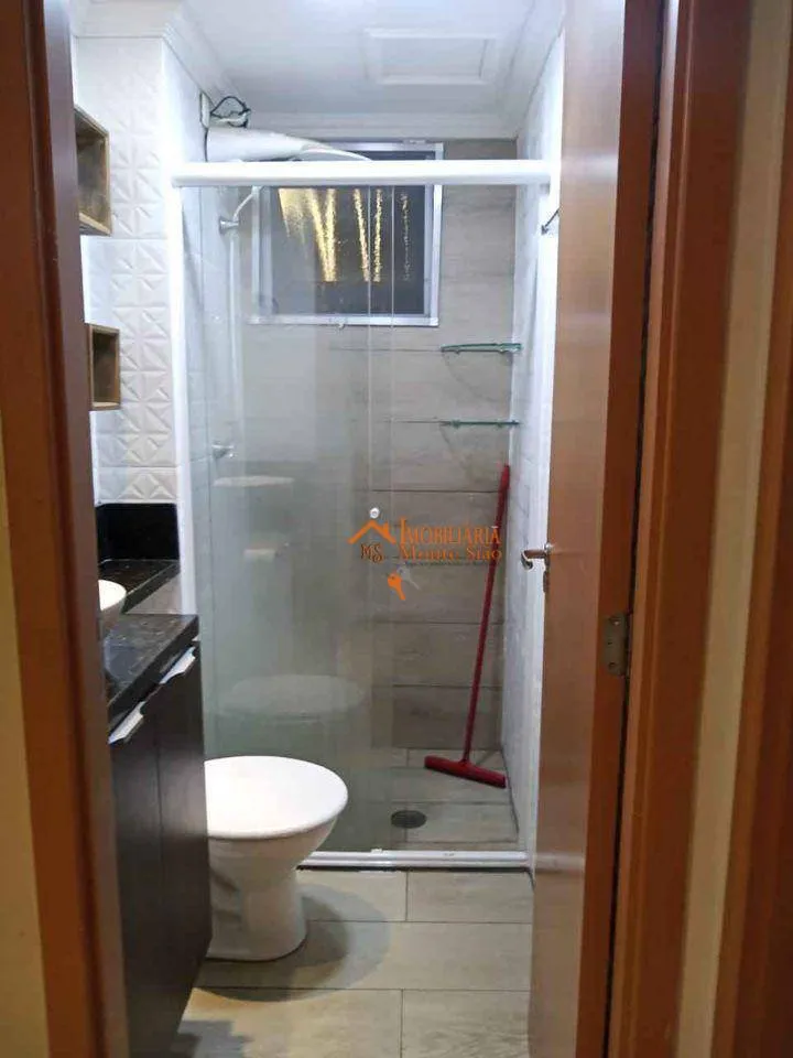 Imagem Apartamento com 2 dormitórios à venda, 41 m² por R$ 255.000,00 - Água Chata - Guarulhos/SP