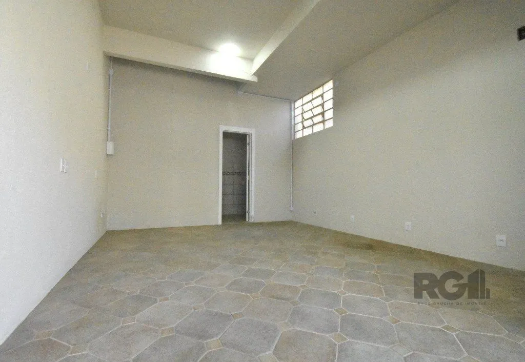 Imagem Sala reformada e desocupada!