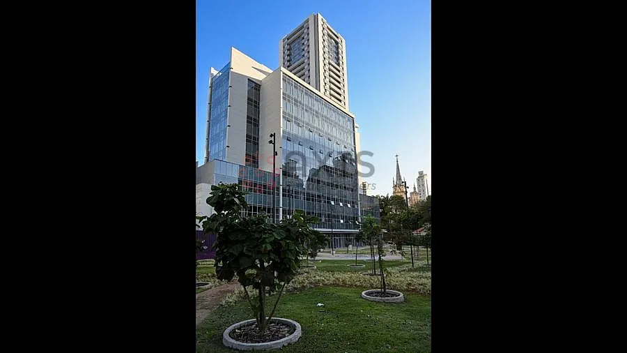 Imagem Lage Comercial para venda no Funcionários