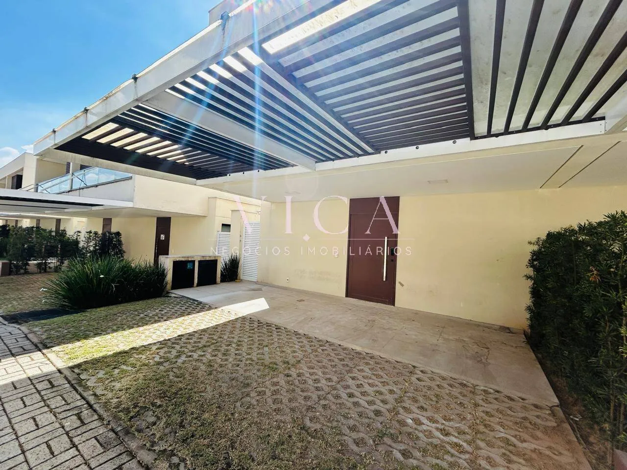Imagem Casa com 3 quartos, 155 m², à venda por R$ 1.580.000 em Alphaville/SP