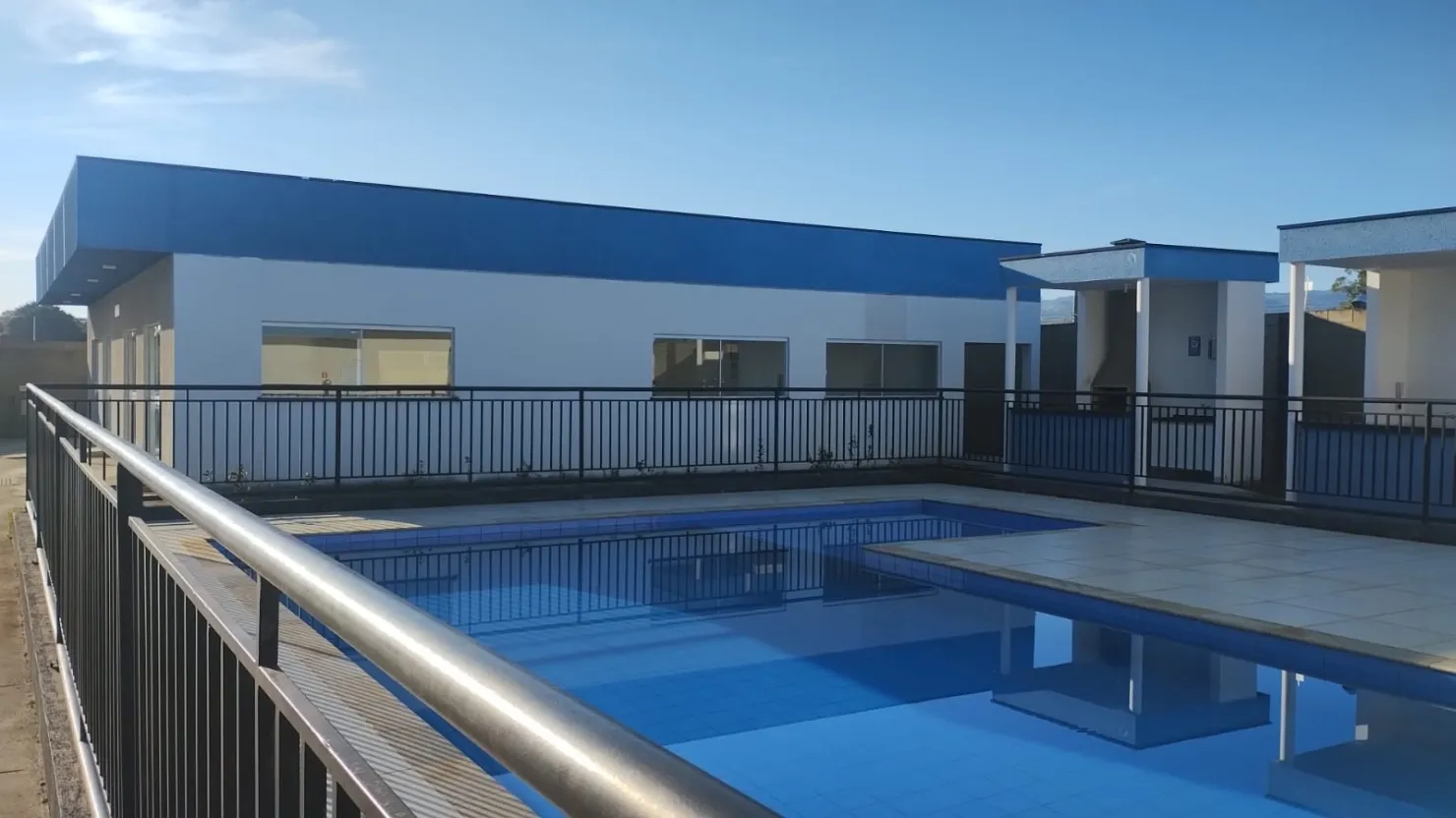 Imagem Apartamento 2 dormitórios com piscina, são de festa para venda e locação, Feital, Pindamonhangaba, SP