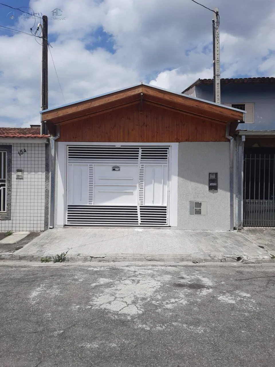 Imagem Casa à Venda no Bairro Morumbi - Pindamonhangaba/SP