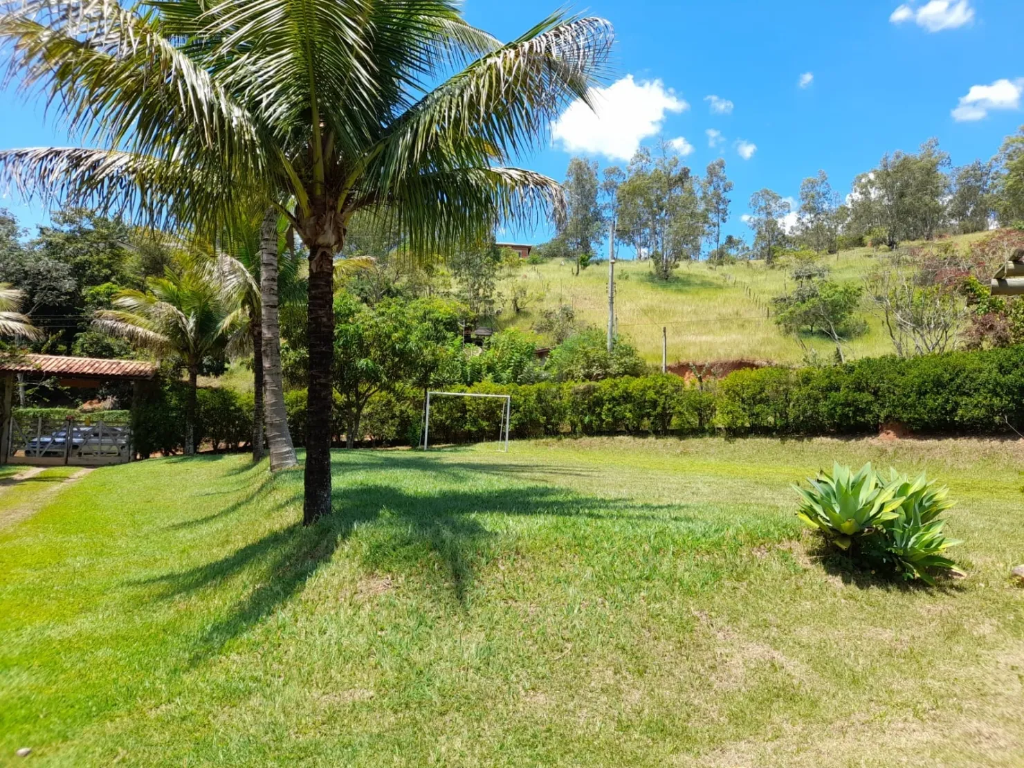Imagem Chácara à venda 3 Quartos, 3 Suites, 20 Vagas, 8600M², Goiabal, Pindamonhangaba - SP