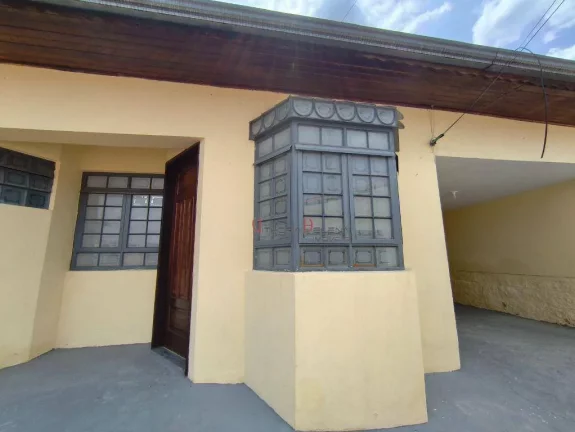 Imagem Casa com 2 dormitórios para alugar, 140 m² por R$ 2.655,00/mês - Jardim Ipê - Itatiba/SP