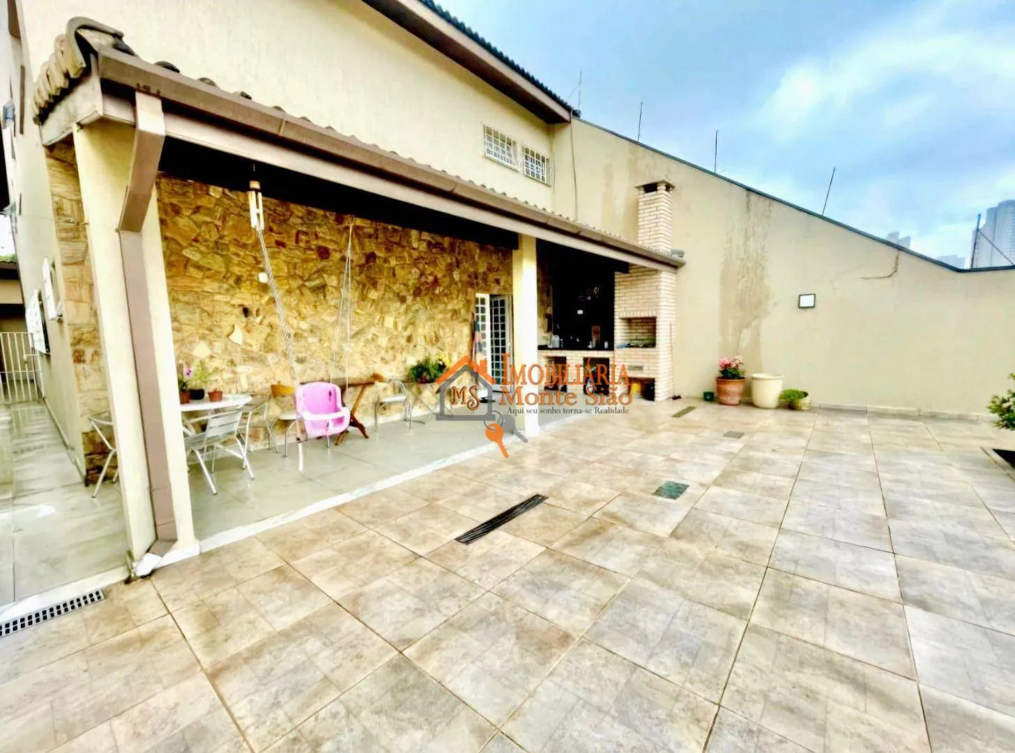 Imagem Sobrado com 4 dormitórios à venda, 512 m² por R$ 1.690.000,00 - Vila Rosália - Guarulhos/SP