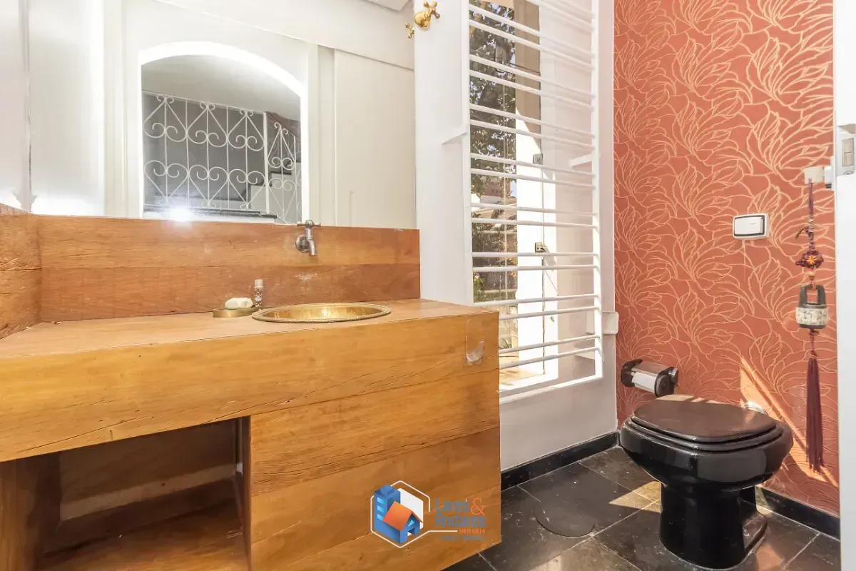 Imagem Casa para venda em Vila Morumbi com 4 quartos, sendo 2 suítes, 374m²