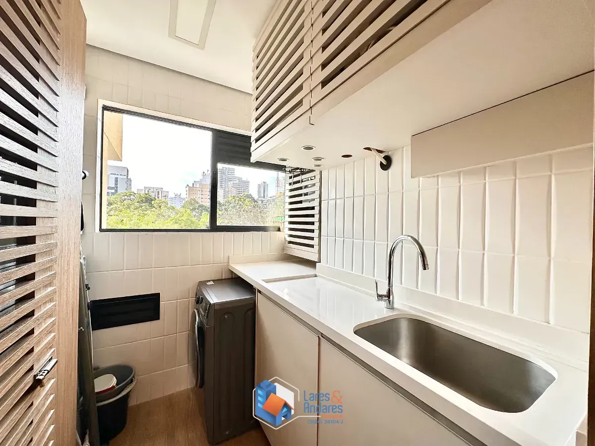 Imagem Apartamento para venda em Pinheiros com 2 quartos, sendo 1 suíte, 73m²