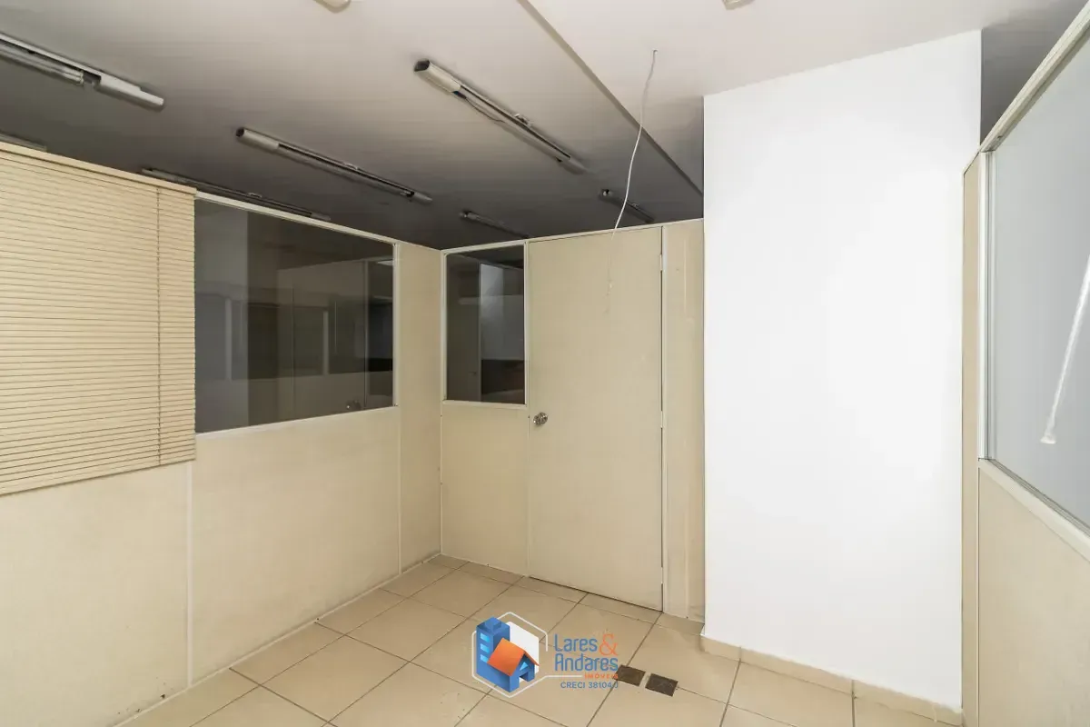 Imagem Conjunto comercial para venda e locação em República, 200m²