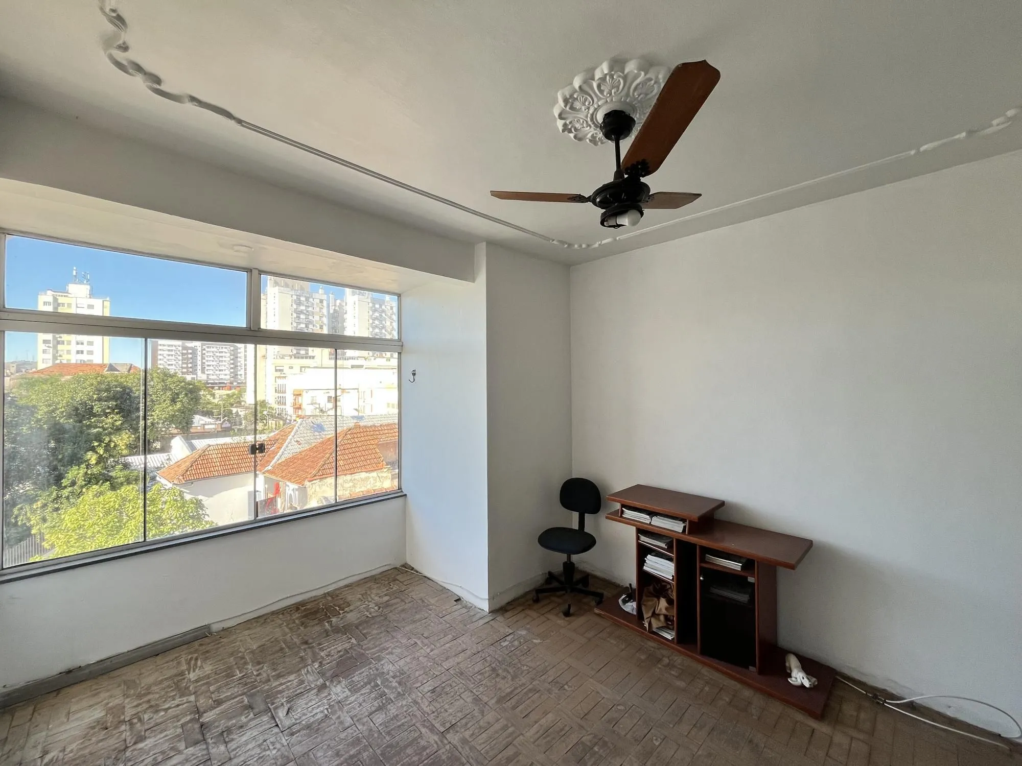 Imagem Apartamento com 3 dormitórios na Luiz Afonso, bairro Cidade Baixa - Porto Alegre