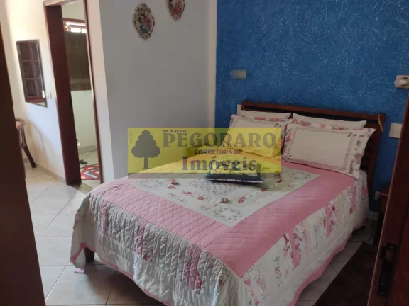 Imagem Sobrado de 6 quartos na Martim de Sá: 2 suítes, área gourmet com churrasqueira e piscina. Oportunidade imperdível!