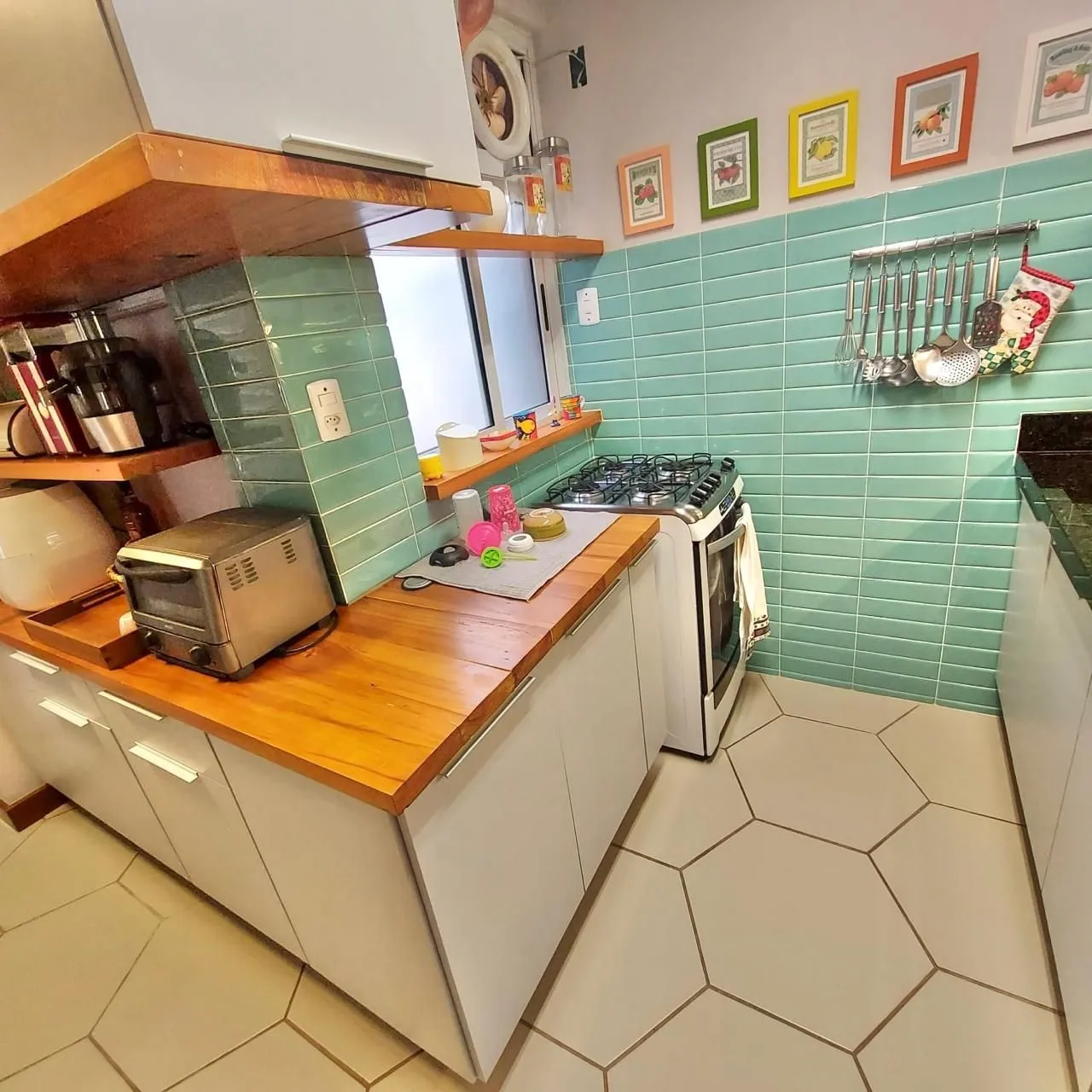 Imagem Excelente apartamento a venda semi mobiliado no bairro Rio Branco.