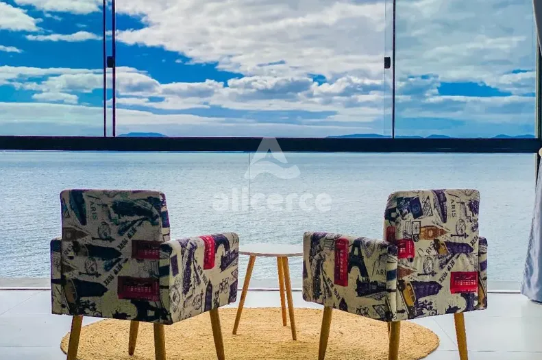 Imagem Casa à venda com 5 quartos 1 suíte, 490m² em São Miguel (Guaporanga) Biguaçu