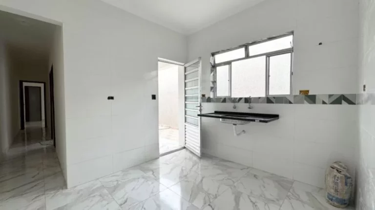 Imagem CASA COM 90 m² - TUPI - PRAIA GRANDE SP