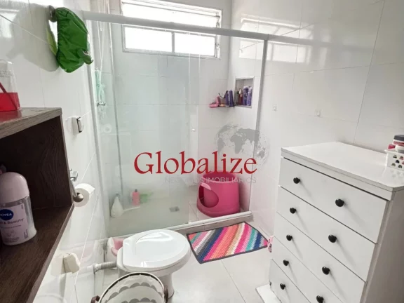 Imagem Apartamento à venda com 69m², 2 quartos, vaga demarcada por R$369.000,00 no Marapé em Santos
