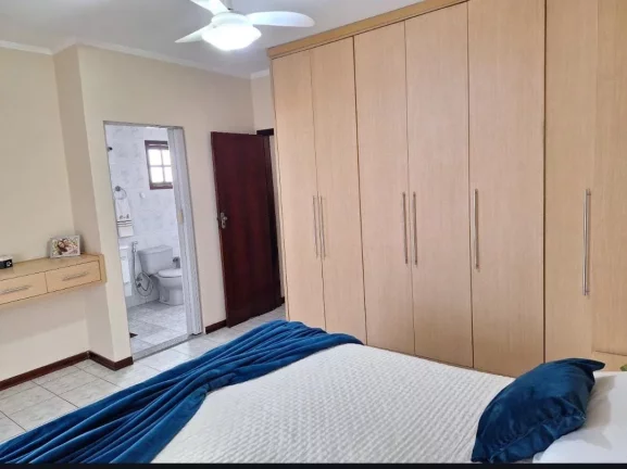 Imagem Sobrado com 3 dormitórios à venda, 214 m² por R$ 742.000,00 - Jardim Altos de Santana II - Jacareí/SP