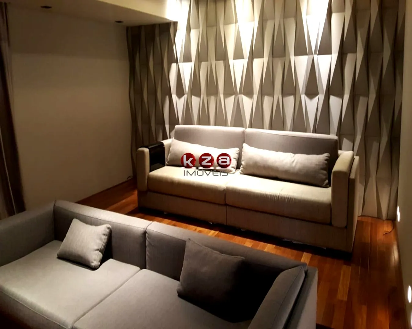 Imagem Luxuosa casa de alto padrão no Condomínio Portal do Lago em Valinhos-SP: 3 suítes, 3 salas, 5 banheiros, 4 vagas de garagem, 454m².