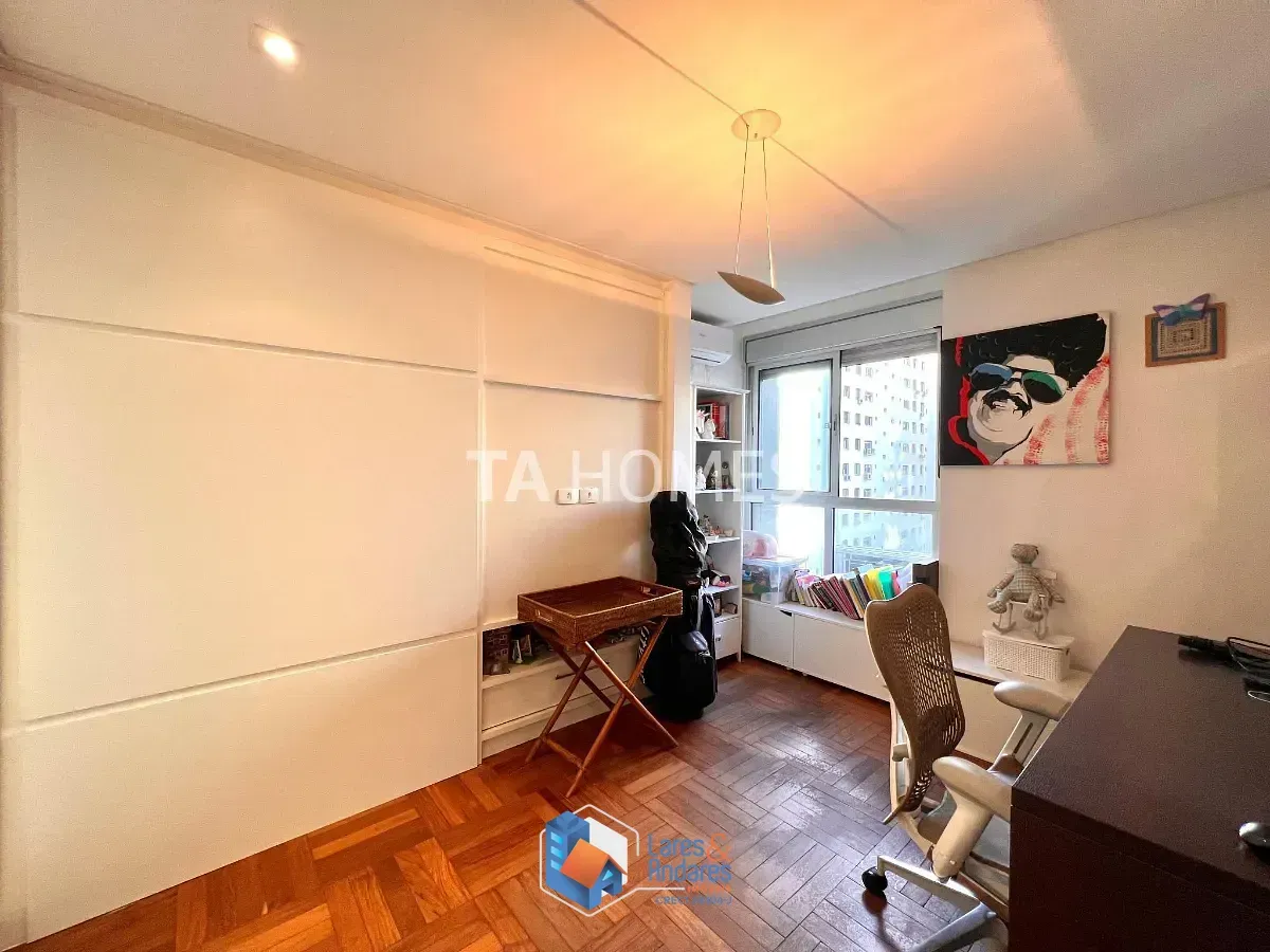 Imagem Apartamento para venda em Jardim Paulistano com 3 quartos, sendo 1 suíte, 191m²