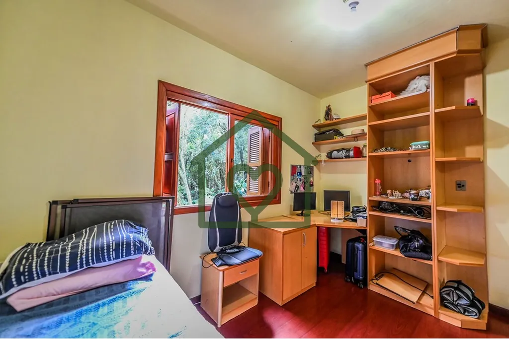 Imagem Casa de Campo Exclusiva em Meio à Natureza Bairro Cascata, Porto Alegre 
 
Você sonha com um refú...