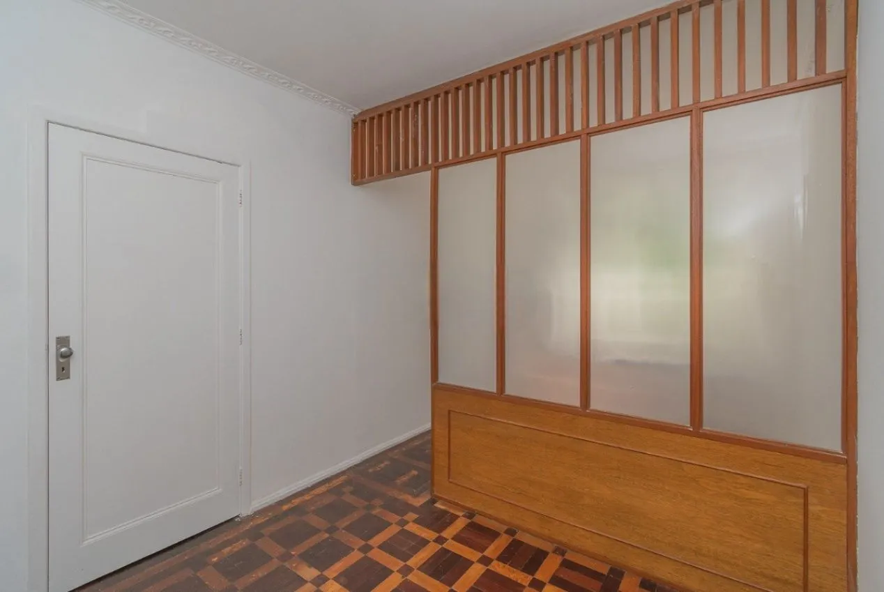Imagem Apartamento Amplo de Esquina com 93m² no Bairro Petrópolis