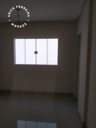 Imagem Belíssima casa duplex composta de 3 suítes área de lazer com piscina e churrasqueira em finíssimo acabamento.
