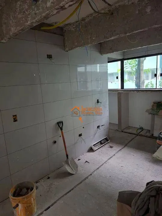 Imagem Apartamento com 3 dormitórios à venda, 63 m² por R$ 340.000,00 - Parque Cecap - Guarulhos/SP