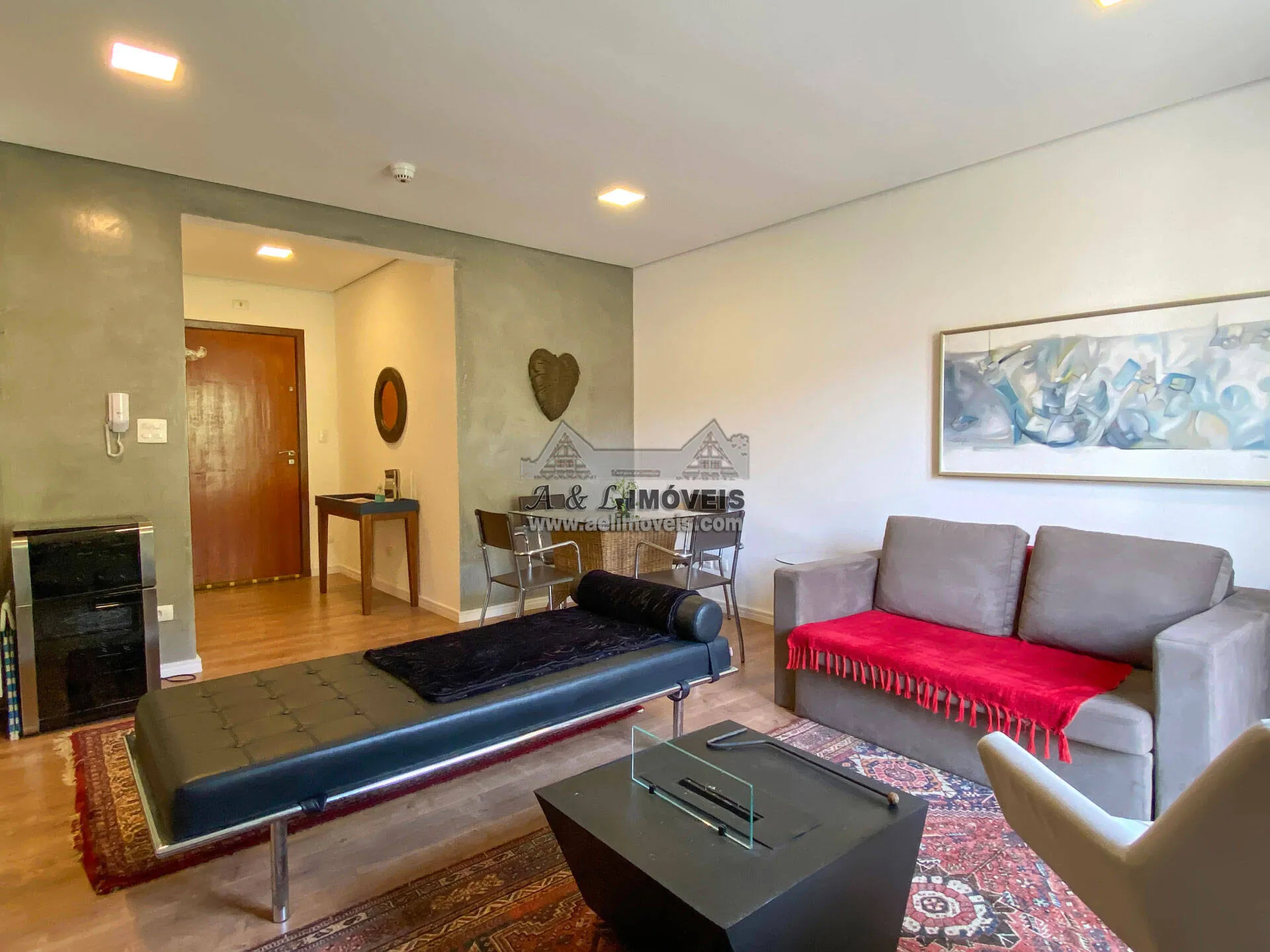 Imagem Apartamento à venda em Campos do Jordão - Com 02 dormitórios