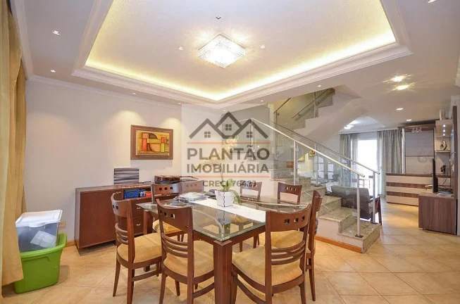 Imagem Casa Triplex a Venda no bairro Pinheirinho - Curitiba, PR