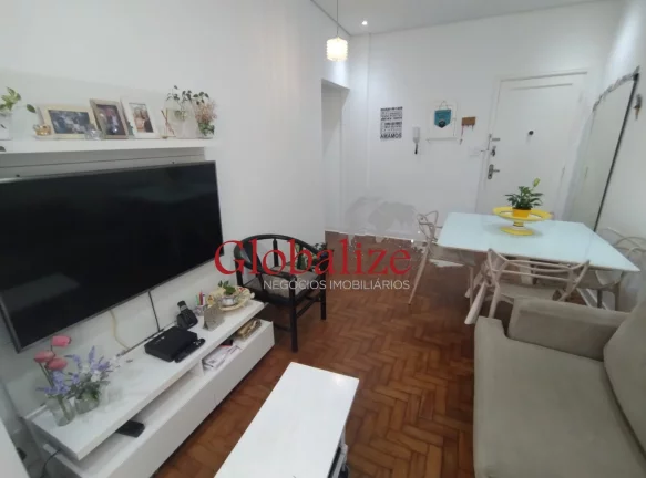 Imagem Apartamento 2 dormitórios próximo à praia no bairro do Boqueirão em Santos por R$425.000,00
