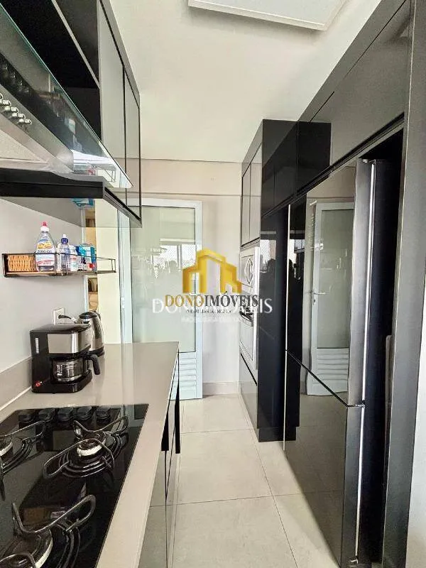 Imagem Apartamento 96 m² | 3 Dorms (1 Suíte) | 2 Vagas | Depósito