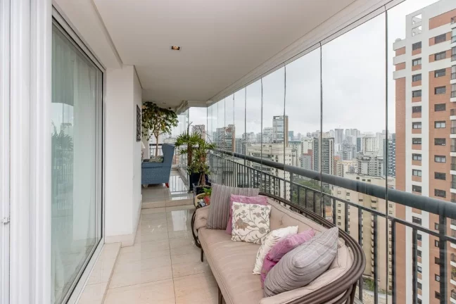 Imagem Apartamento à venda em São Paulo, Jardim Vila Mariana, com 3 quartos, 216m2