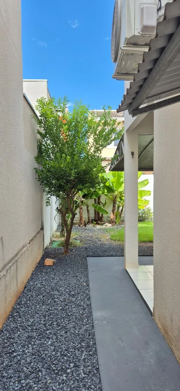 Imagem Sobrado 3 Quartos sendo 1 Suite em Condomínio Village do Bosque