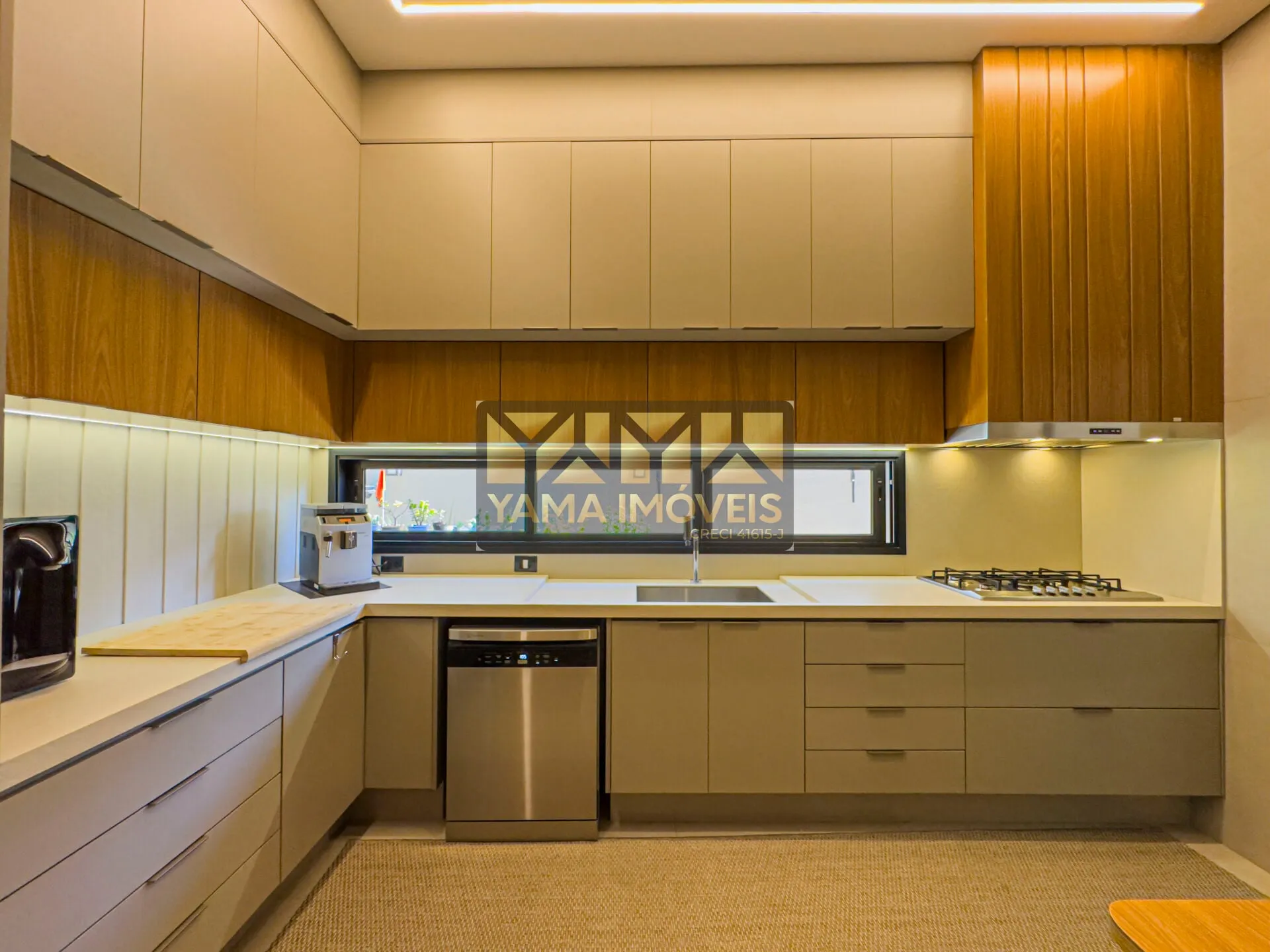 Imagem Casa Alto Padrão em Residencial e Empresarial Alphaville, Ribeirão Preto/SP