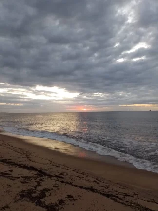 Imagem V. uma ilha em Macaé RJ local Barra 167.000m2 ótimo para uma termoelétrica