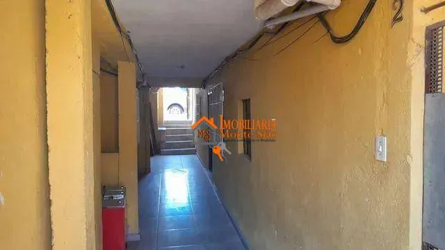 Imagem Sobrado com 10 dormitórios à venda, 400 m² por R$ 580.000,00 - Parque Uirapuru - Guarulhos/SP