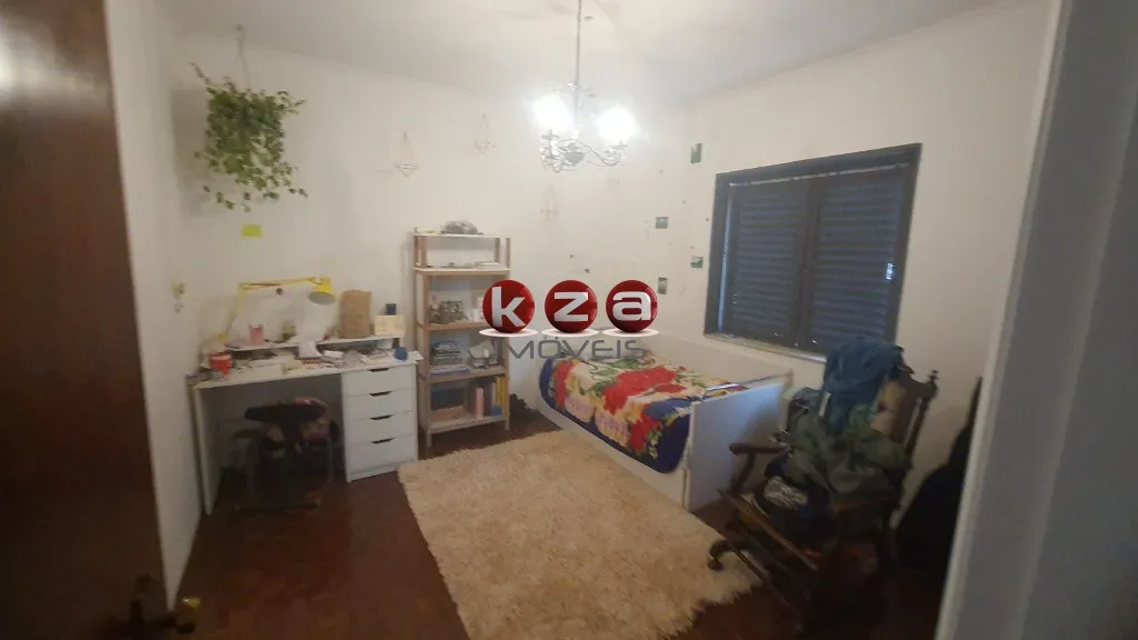 Imagem Casa térrea em Valinhos para venda com 3 dormitórios sendo 2 suítes com edícula de 2 dormitórios