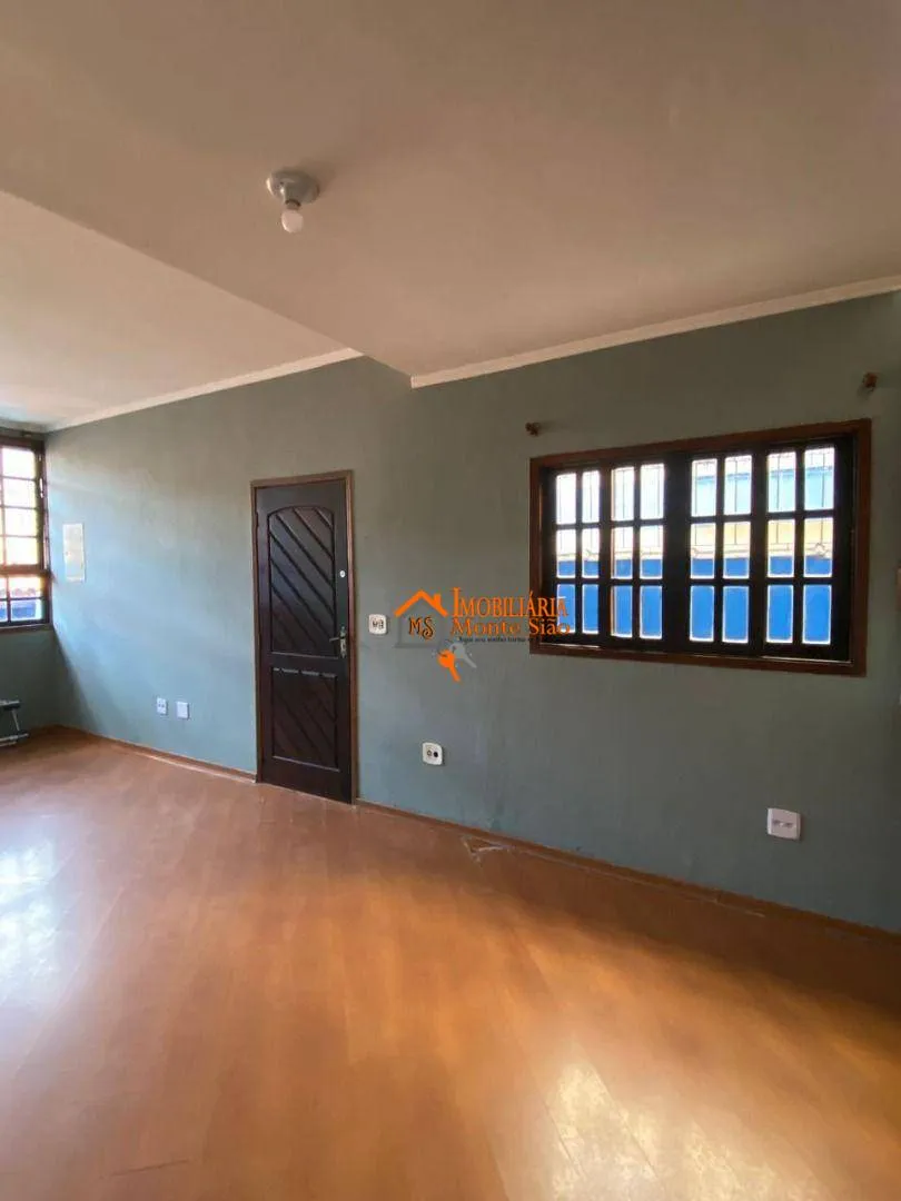 Imagem Sobrado com 3 dormitórios à venda, 284 m² por R$ 750.000,00 - Jardim Santa Mena - Guarulhos/SP