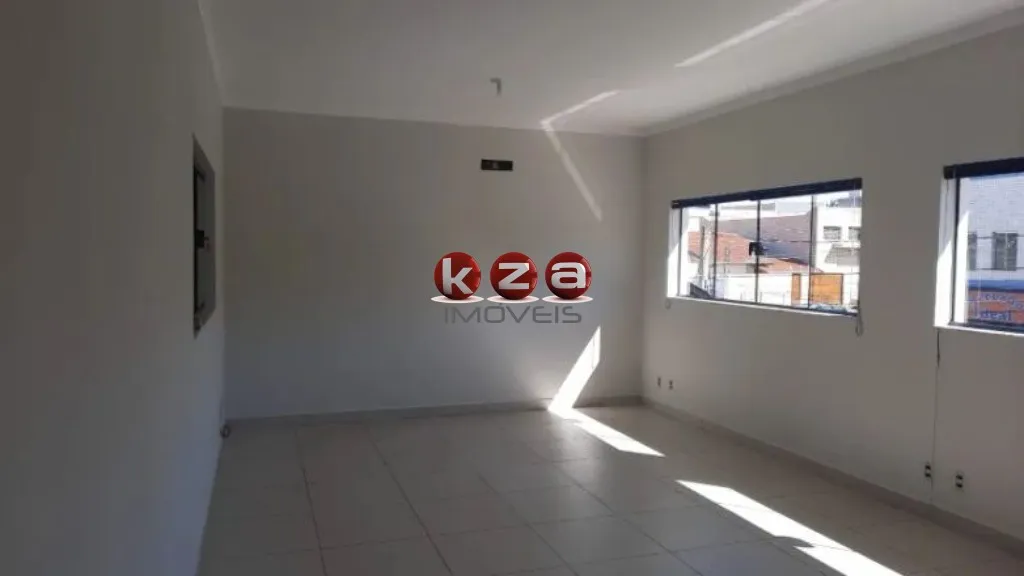 Imagem Barracão Industrial para Locação em Valinhos-SP, Loteamento Nova Espírito Santo: 1 sala, 3 banheiros, 3 vagas, 300m².