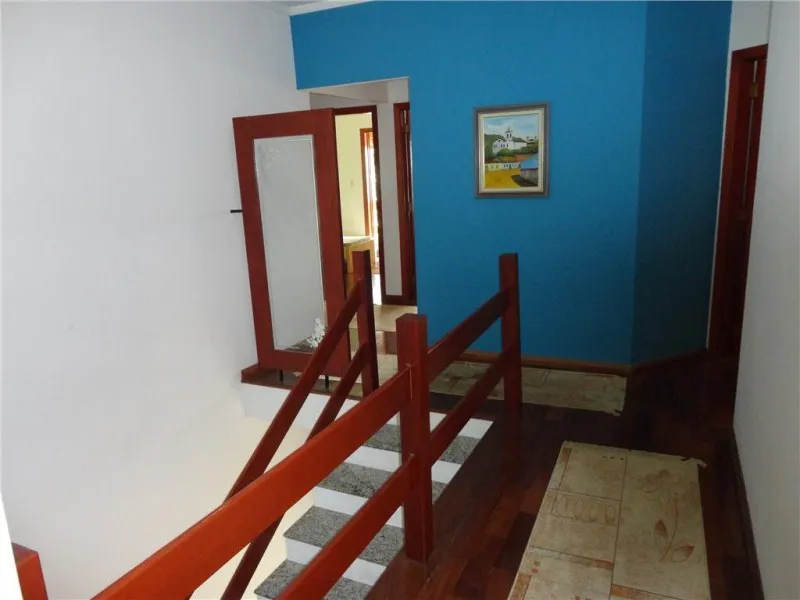Imagem Imperdível oportunidade: Casa à venda em Valinhos-SP, Jardim Europa, 3 quartos, 1 suíte, 2 salas, 4 banheiros, 2 vagas, 330m².