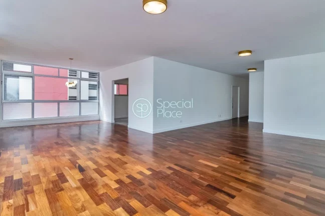 Imagem 02 Vagas de Garagem 267,75 m² de área útil 03 suítes (sendo uma master com banheiro senhor e sen...