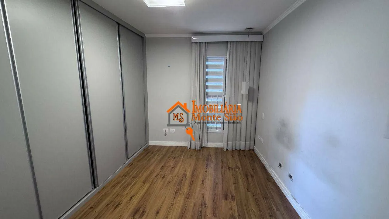 Imagem Sobrado com 3 dormitórios à venda, 189 m² por R$ 950.000,00 - Jardim Santa Clara - Guarulhos/SP