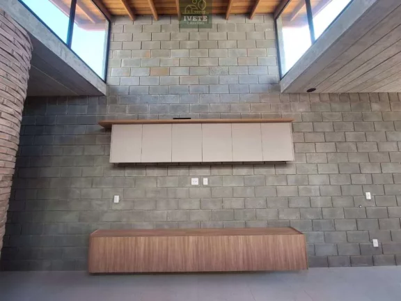 Imagem Ótima Casa à Venda em Socorro-SP