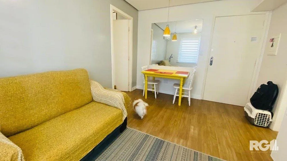 Imagem APARTAMENTO SEMI-MOBILIADO NO BAIRRO FLORESTA