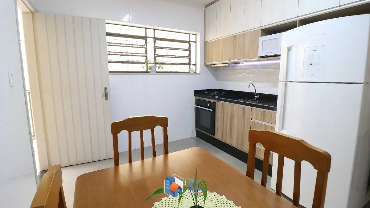 Imagem Sobrado para venda em Tremembé com 3 quartos, sendo 1 suíte, 190m²
