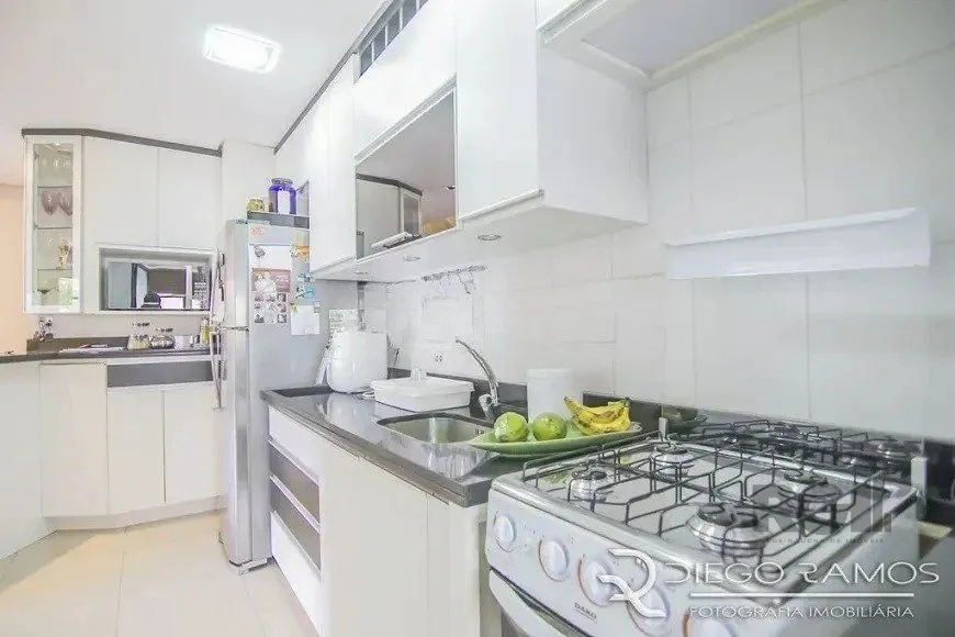 Imagem Cobertura à venda com 1 quarto 102 m² Mobiliado Alto Padrão Rua Dario Pederneiras, Petrópolis, Porto Alegre