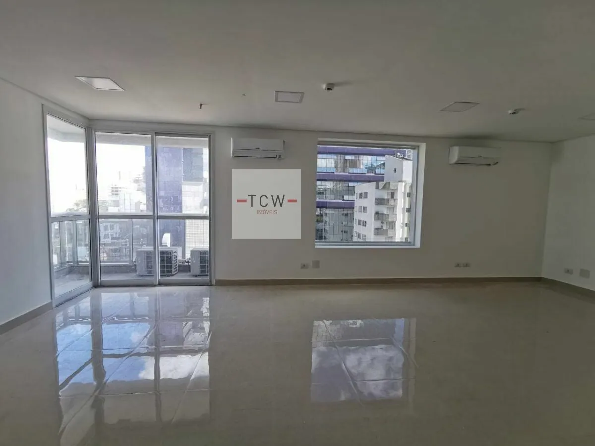 Imagem Sala comercial 47m2 ao lado de metrô