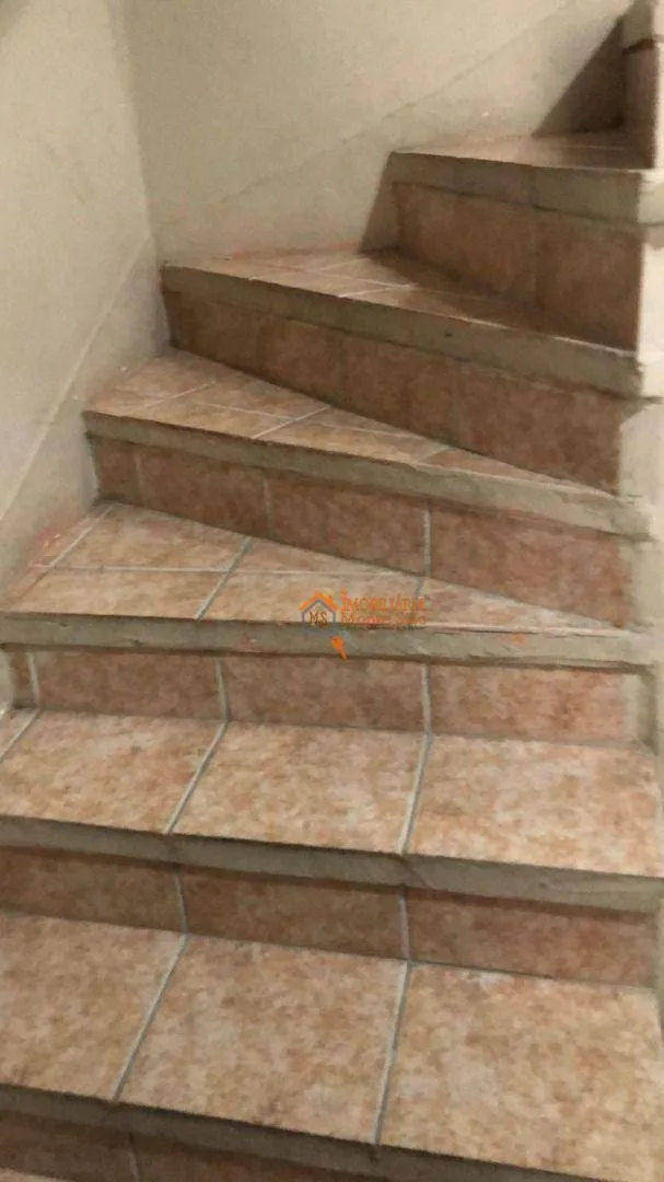 Imagem Sobrado com 3 dormitórios à venda, 183 m² por R$ 499.000,00 - Vila Rosália - Guarulhos/SP