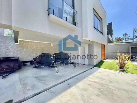 Imagem Casa Nova e Moderna em Condomínio de Cotia